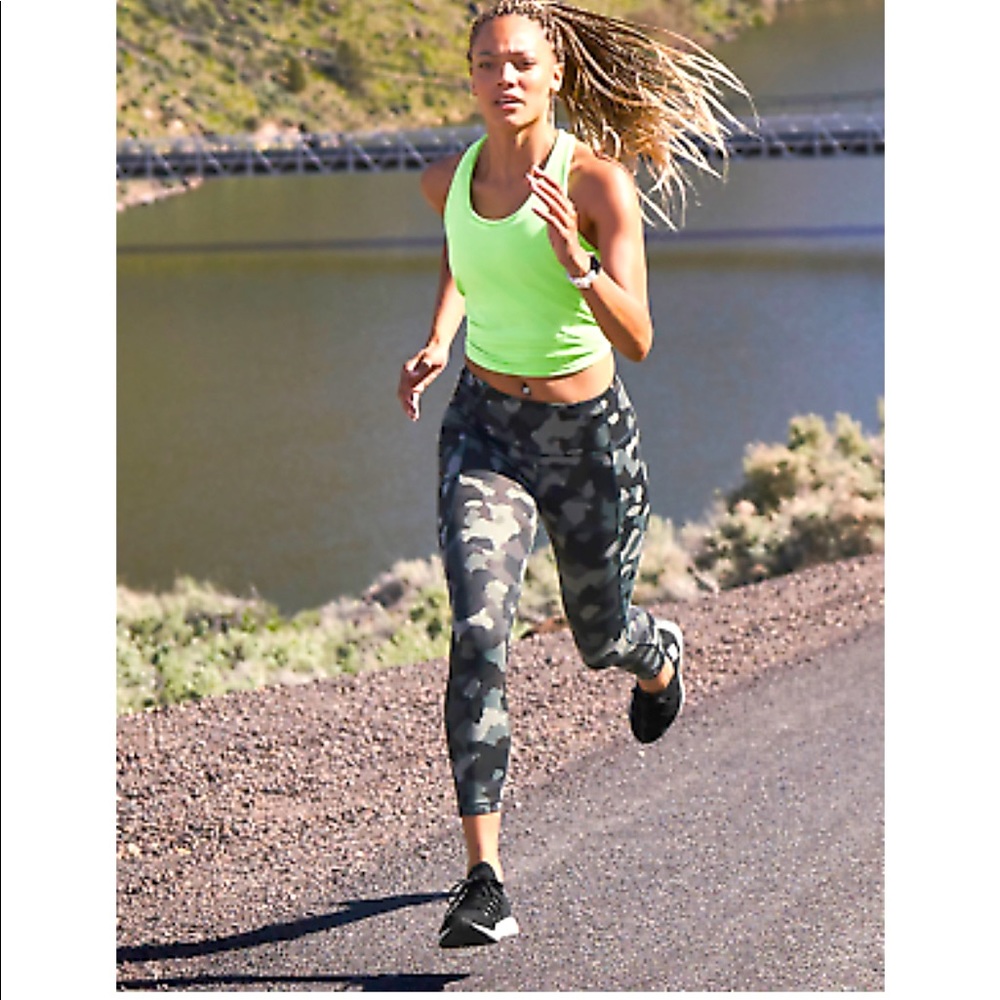 Athleta 7/8 Camo Tights